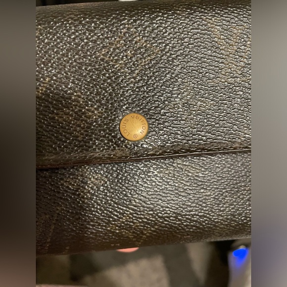Authentic vintage Louis Vuitton Wallet - Picture 8 of 10